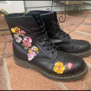 Doc Martens with flower pattern on sides
